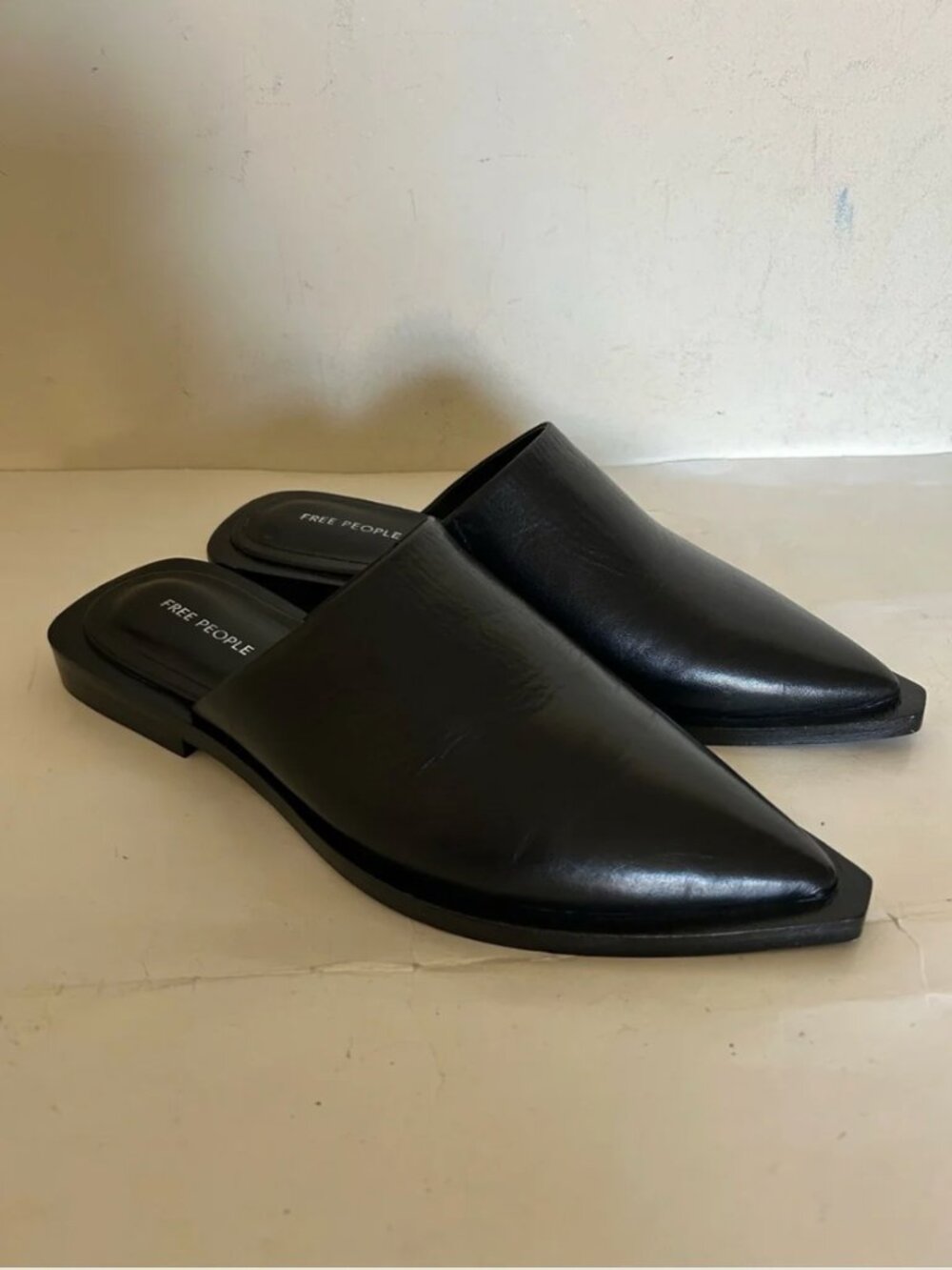 Free People New Leather Black Becky Mules Shoes size 6.5